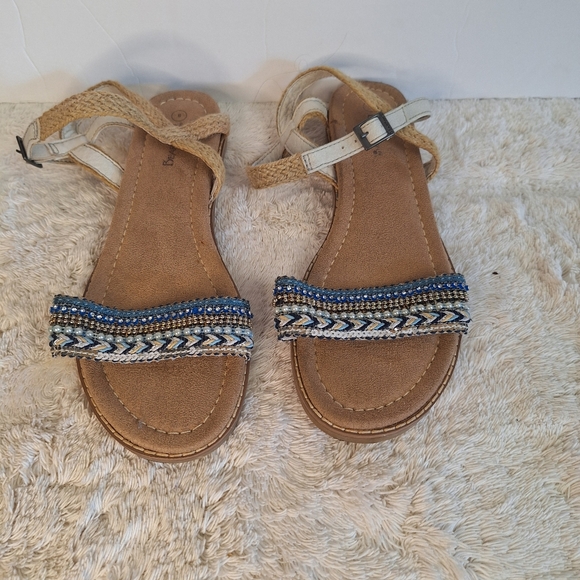 Bearpaw Sandals - Picture 1 of 6